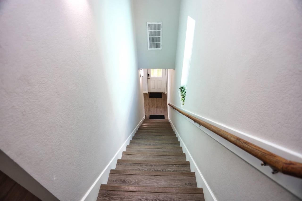 Yellow Haven, Decks, Views, Mere Steps To * Galveston