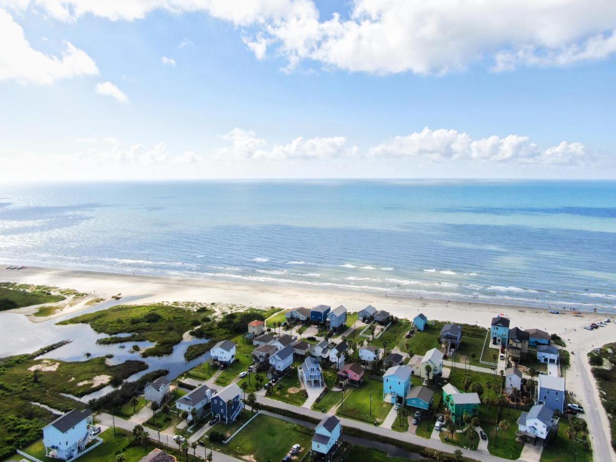 Holiday home Yellow Haven, Decks, Views, Mere Steps To Galveston